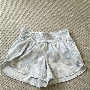 Lululemon Athletica Gray Athletic Shorts Lightweight Moisture-Wicking